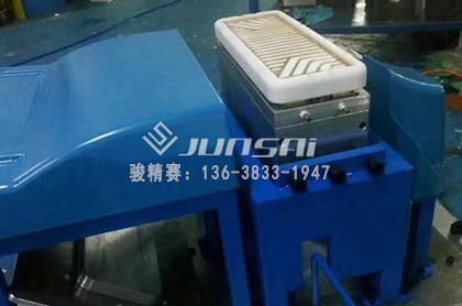 汽車腳墊耐磨塊高周波塑膠熔接機(jī)模具1.jpg